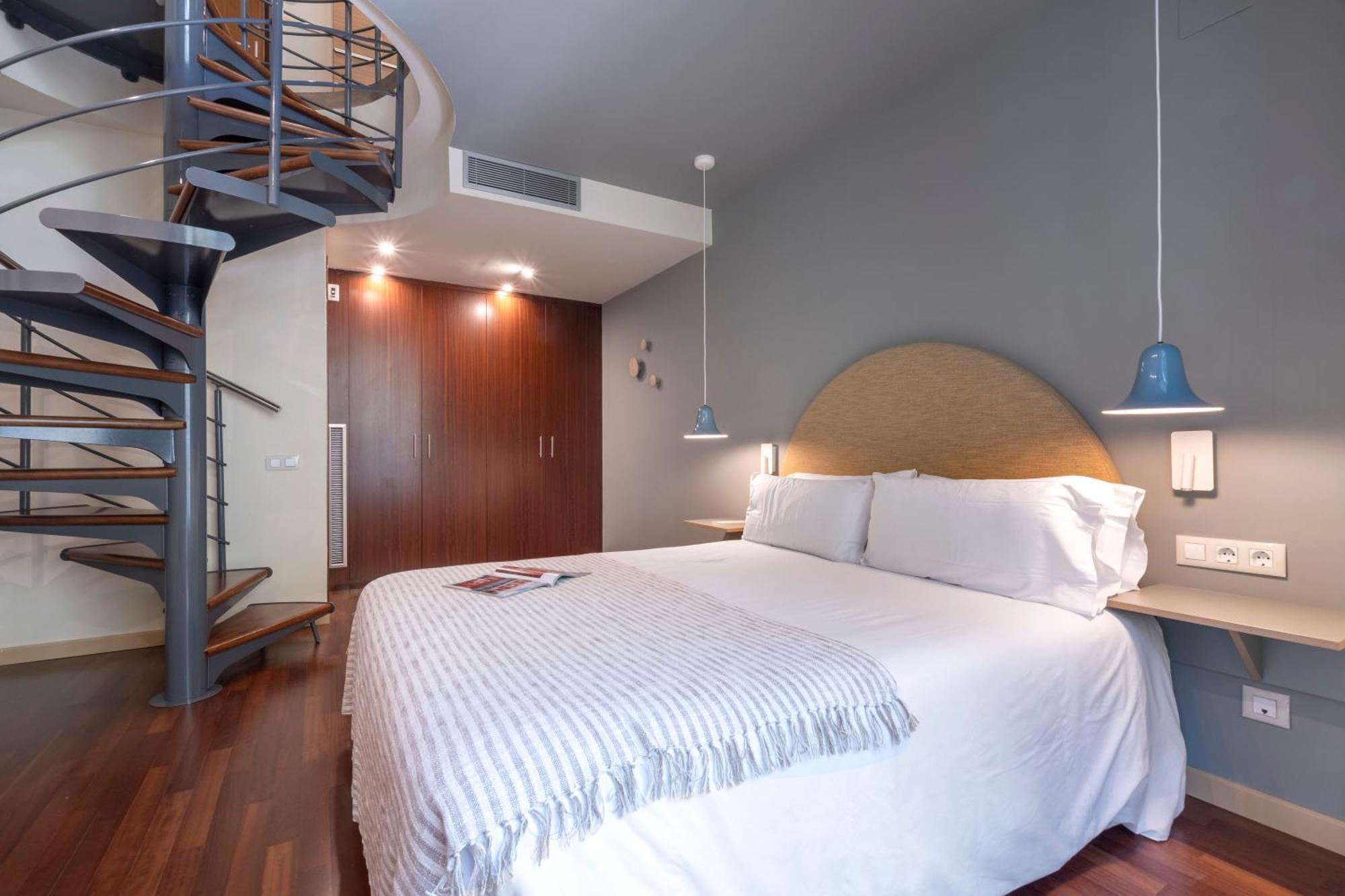 Aspasios Diagonal Art Apartments Barcelona Exterior photo